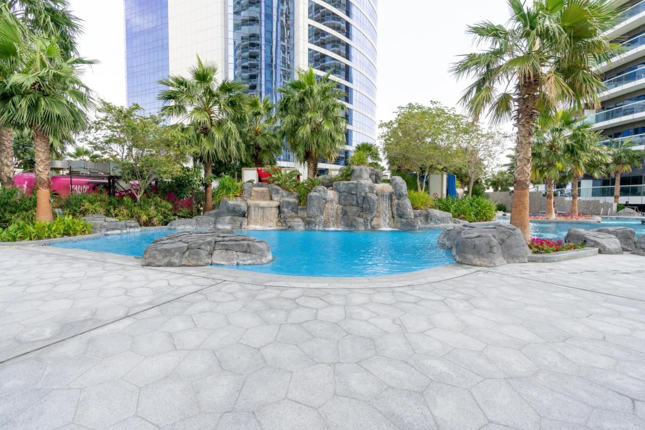 Globalstay Damac Towers By Paramount In Business Bay Dubai Bagian luar foto