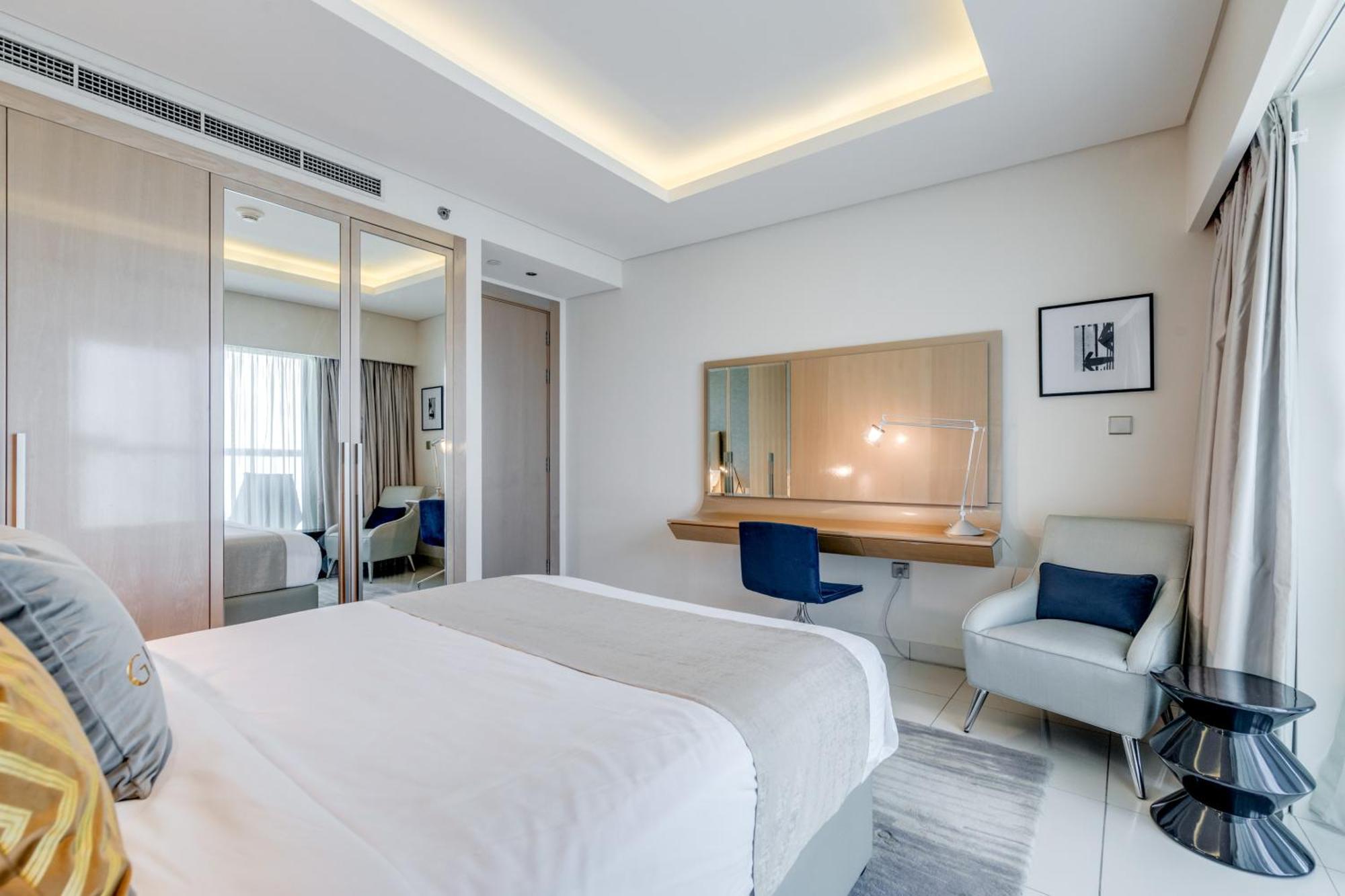 Globalstay Damac Towers By Paramount In Business Bay Dubai Bagian luar foto
