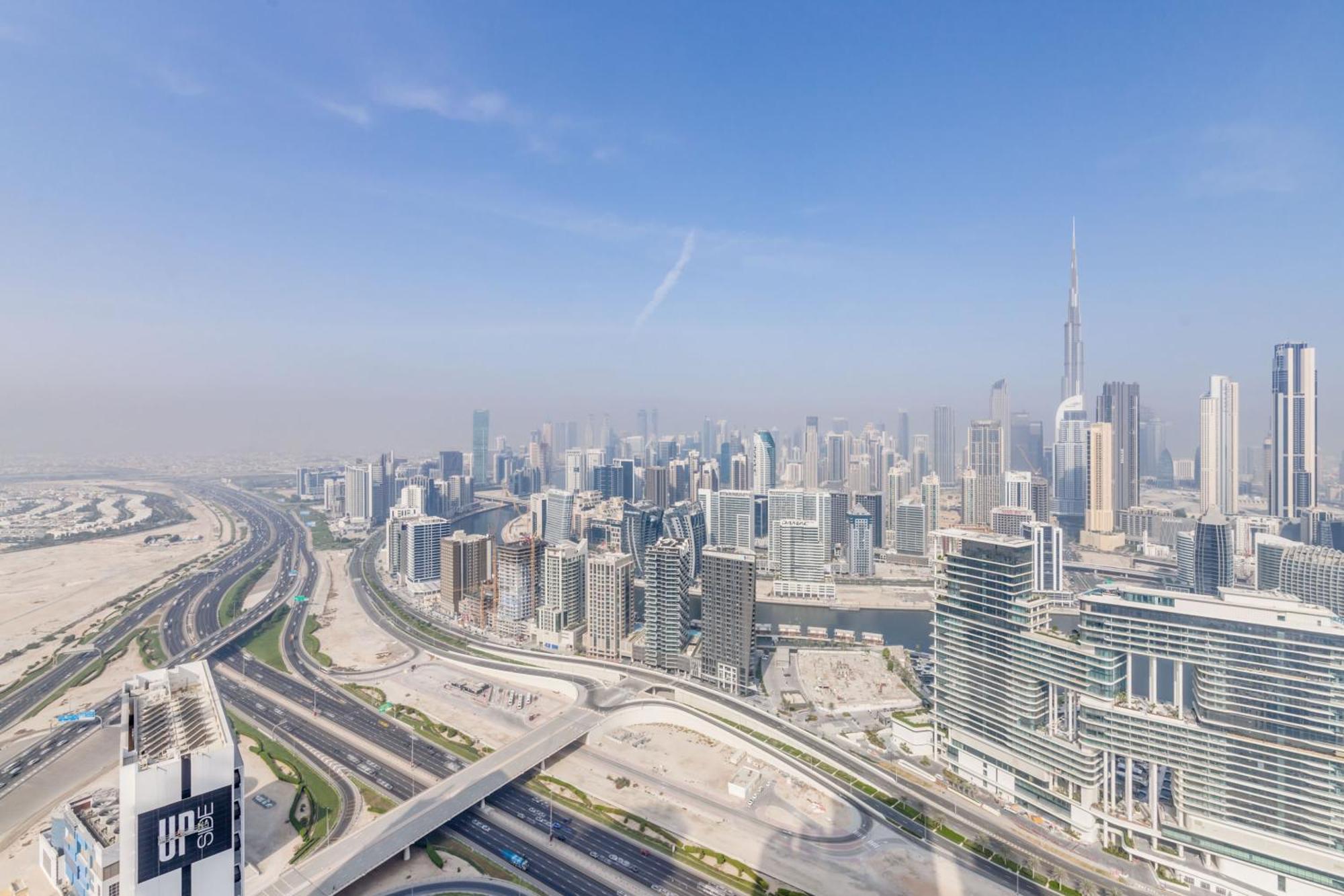Globalstay Damac Towers By Paramount In Business Bay Dubai Bagian luar foto